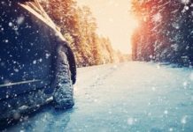 19 Necessities to Include in a Car Emergency Kit for Cold Weather