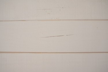 Imperfection that need extra wood filler.