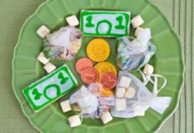 Snack Ideas That Have a Money Theme