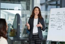 5 Ways to Promote Gender Equality in the Workplace (AR)